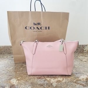 🚫SOLD✔ EUC Coach Ava chain tote Pink purse
